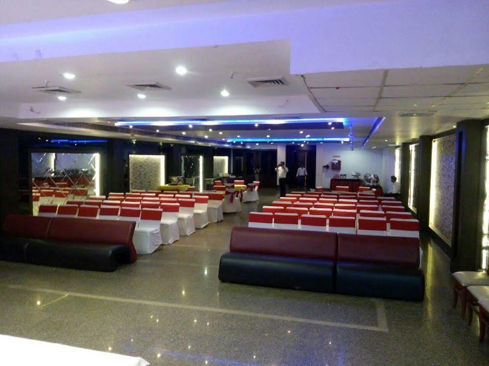 Hotel Deviram Palace Агра Екстер'єр фото