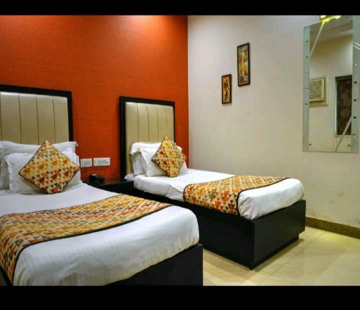 Hotel Deviram Palace Агра Екстер'єр фото